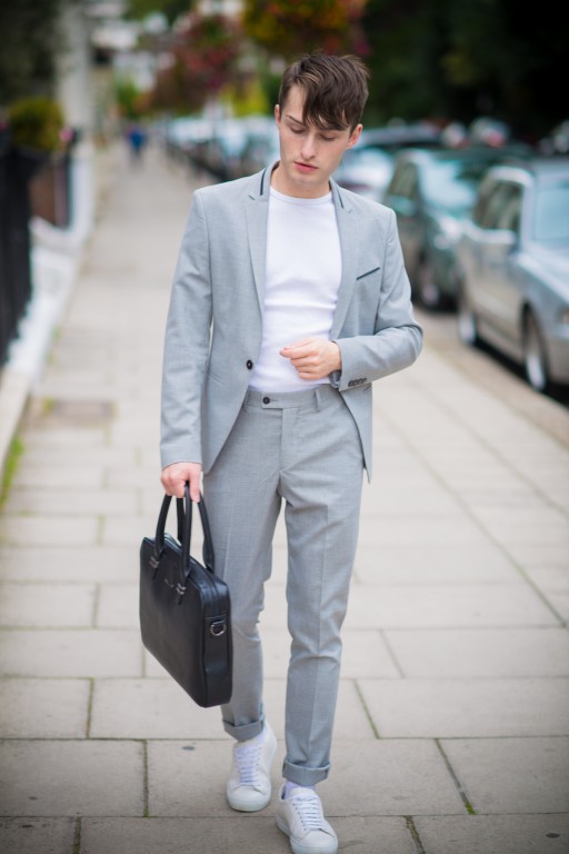 grauer Anzug für Männer Fashion Blog Mister Matthew 3