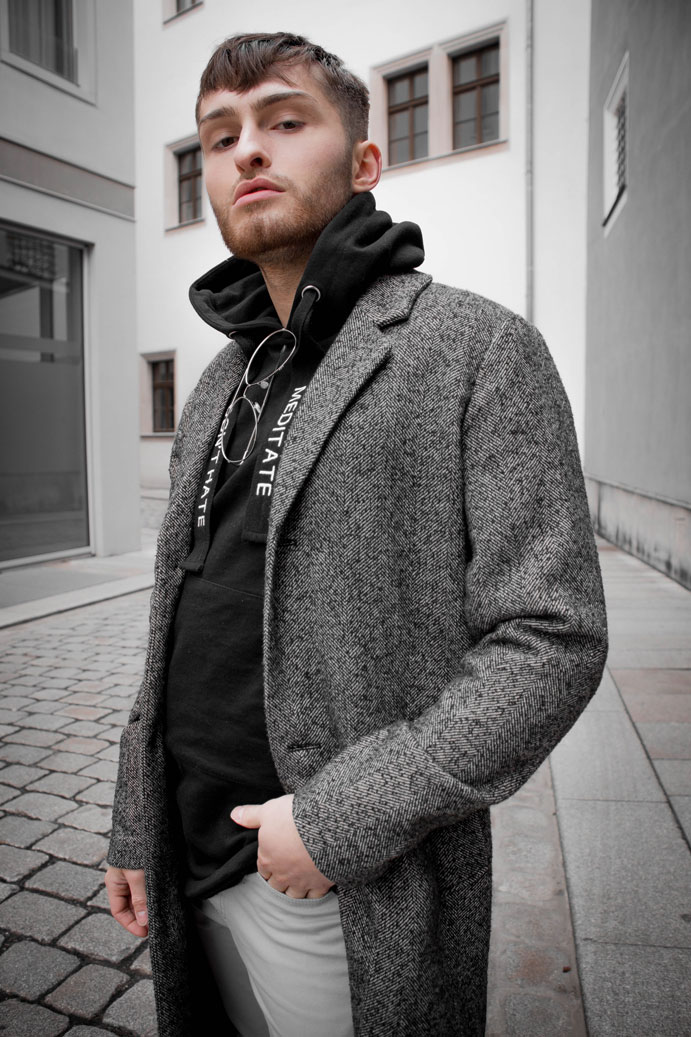 Der modische Ghetto Style Mister Matthew Sweater Slogan Streetstyle Fashionblog für Männer 7
