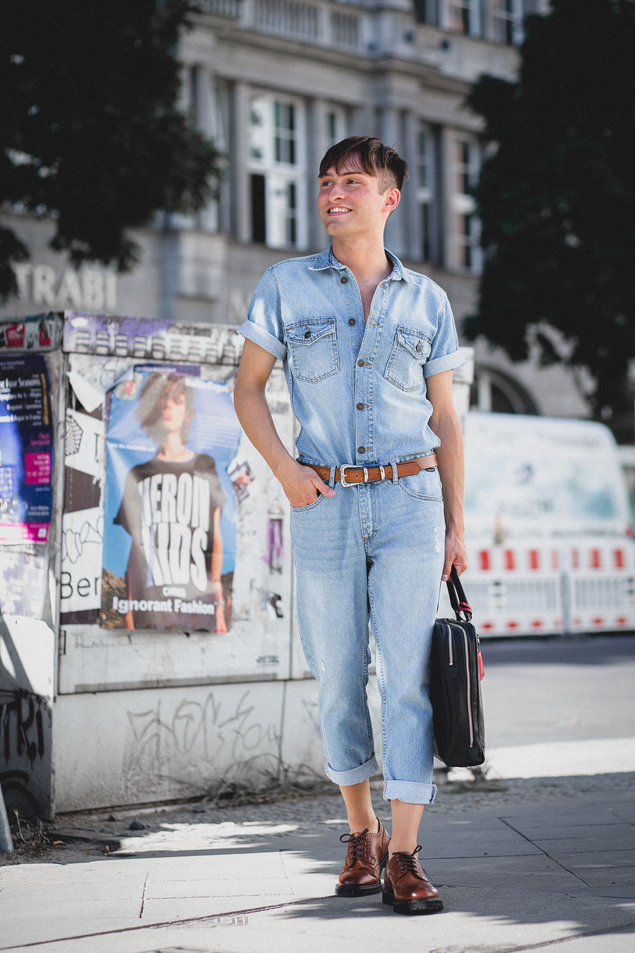 Denim Jumpsuit Männer | Streetstyle Look Berlin Fashion Week | Mister Matthew 10