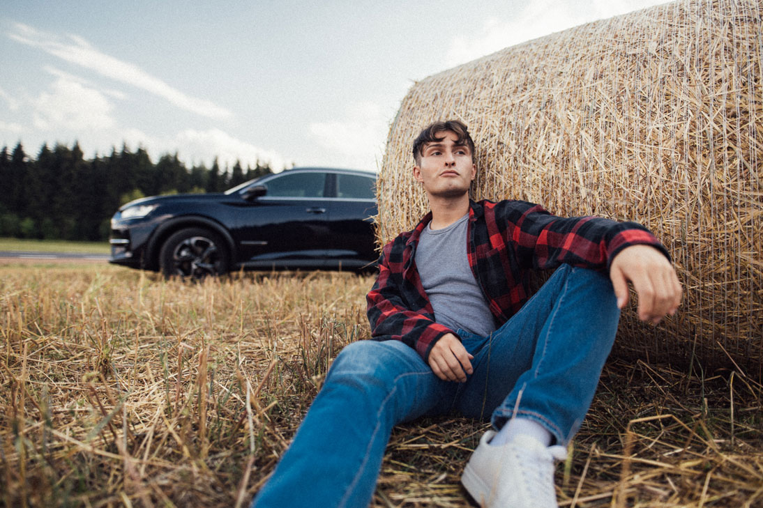 DS7 Crossback seite | Feld | MISTER MATTHEW 1 DS7 Crossback seite | Feld | MISTER MATTHEW 1