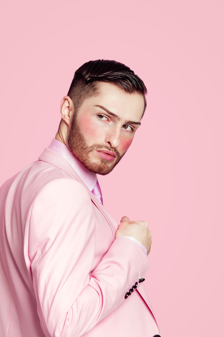 Geschlechterrollen im Wandel | Rosa Anzug für Männer, pink suit| Editorial | Matthias Limmer | Mister Matthew| 5